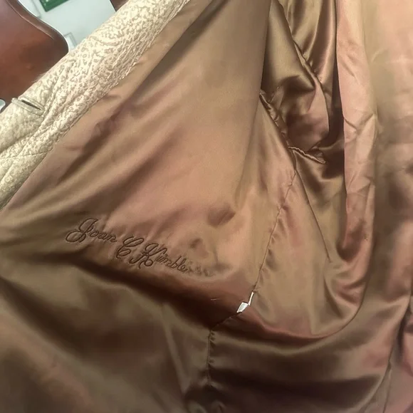 J. Percy for Marvin Richards vintage fur jacket • Victor’s Fur of Charlotte - Picture 5 of 7